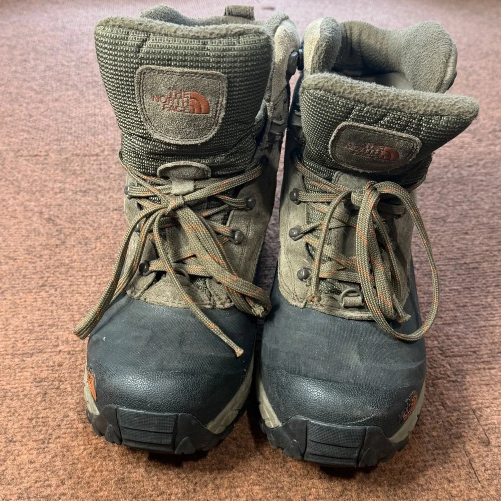 The North Face Men Chilkat III Waterproof Heatseeker Winter Boots Brown NF0A39V6